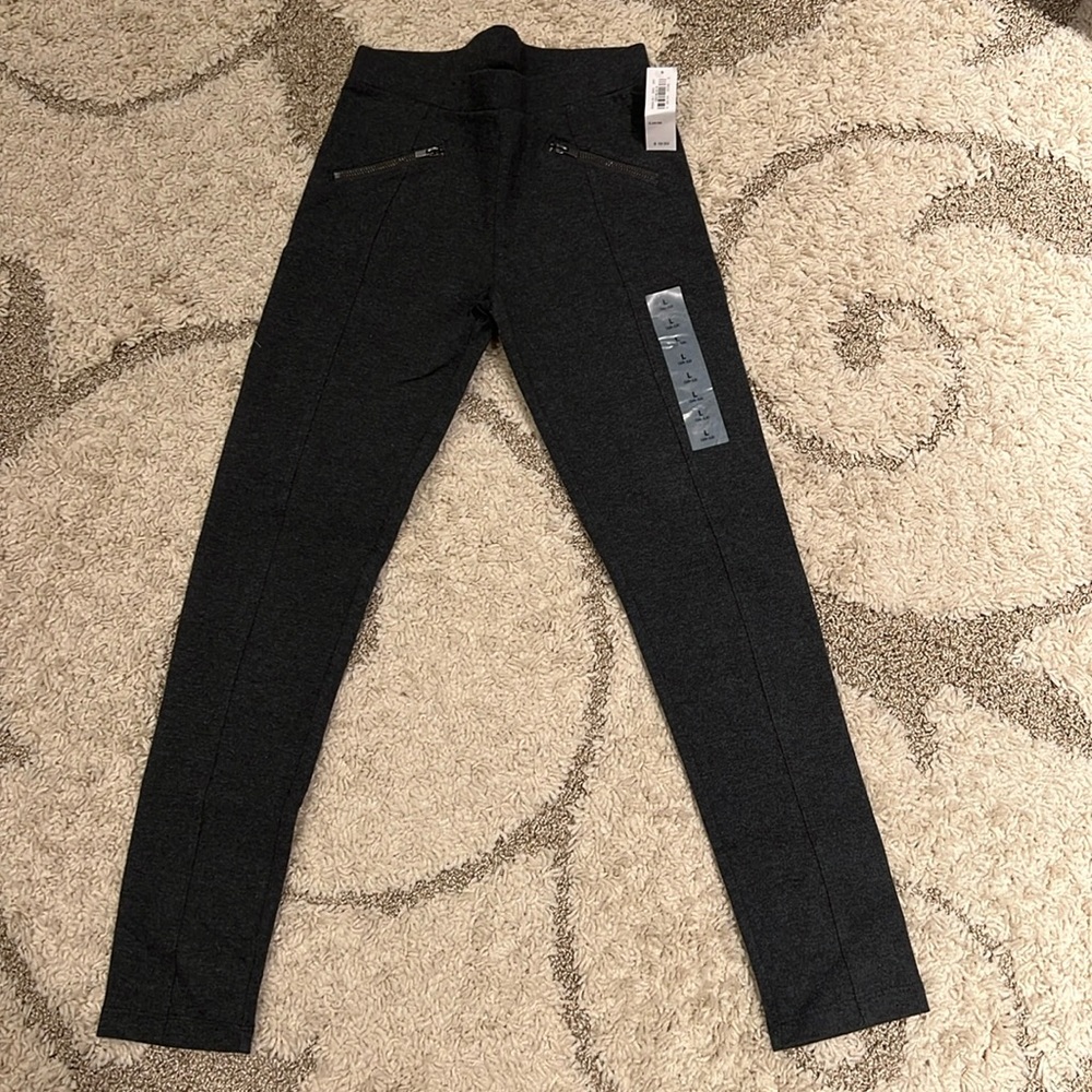 Grey/black girls leggings with zippered pockets